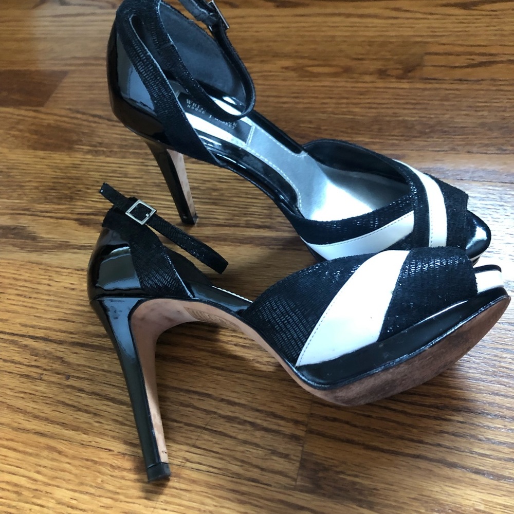 White House Black Market Pumps